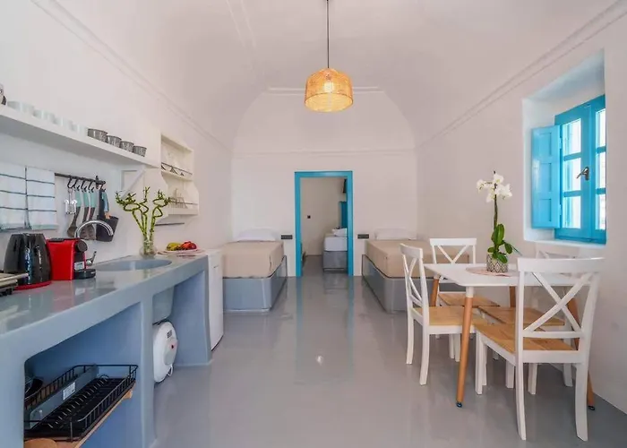 Cycladic Traditional House With View Apartment Emporio (Santorini)