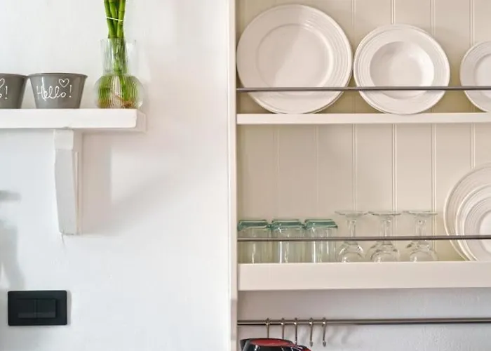 Cycladic Traditional House With View Emporio (Santorini)